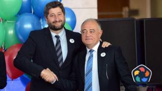 На ДБ нищо не им пречи да стават за смях, стига да са във властта