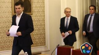 Кандидат-премиерът иска политически кабинет с експерти и лидерите на ПП вътре