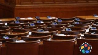 "Алфа Рисърч": ГЕРБ и ПП губят доверие