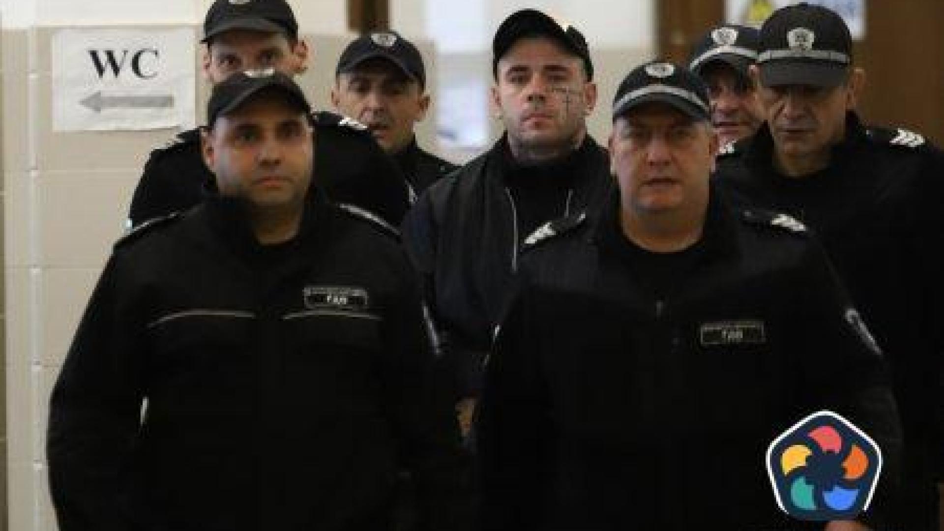 След катастрофата полицаи разпознали Семерджиев по снимка от телефона му