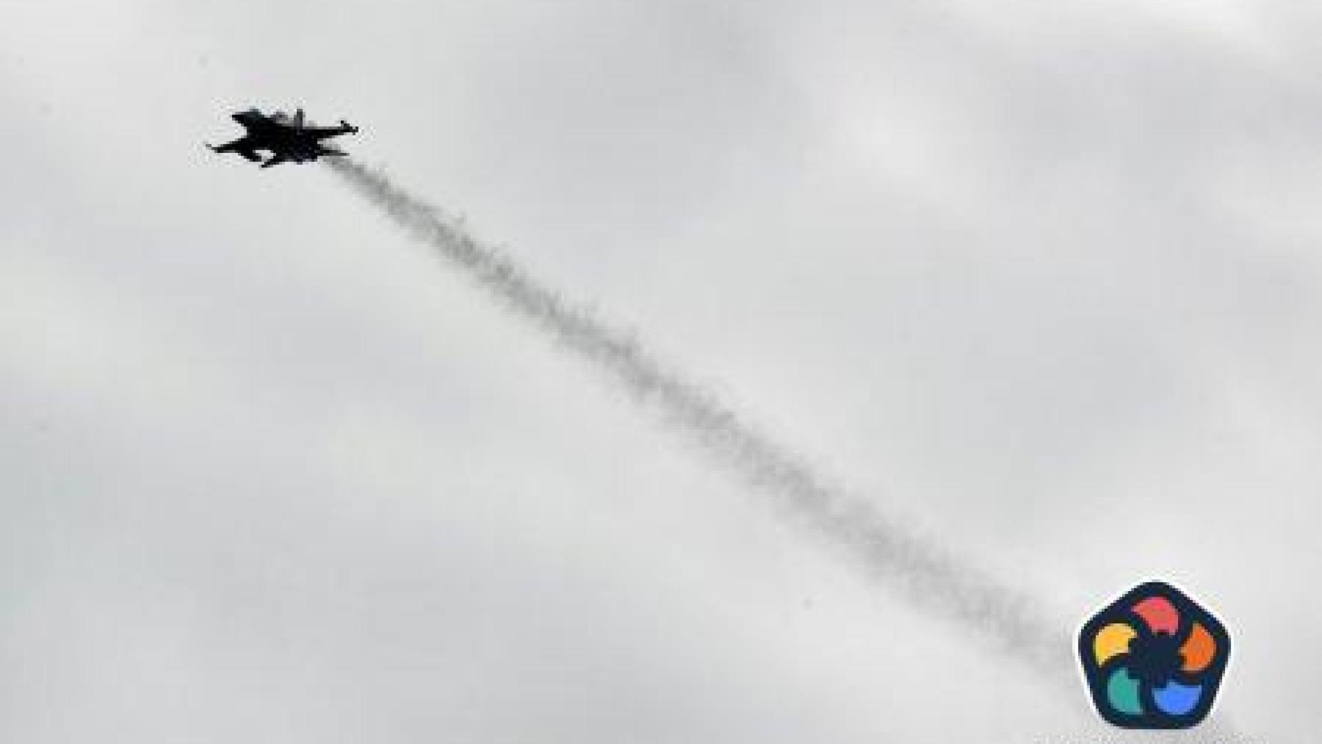71 китайски самолета пресекли отбранителната линия на Тайван