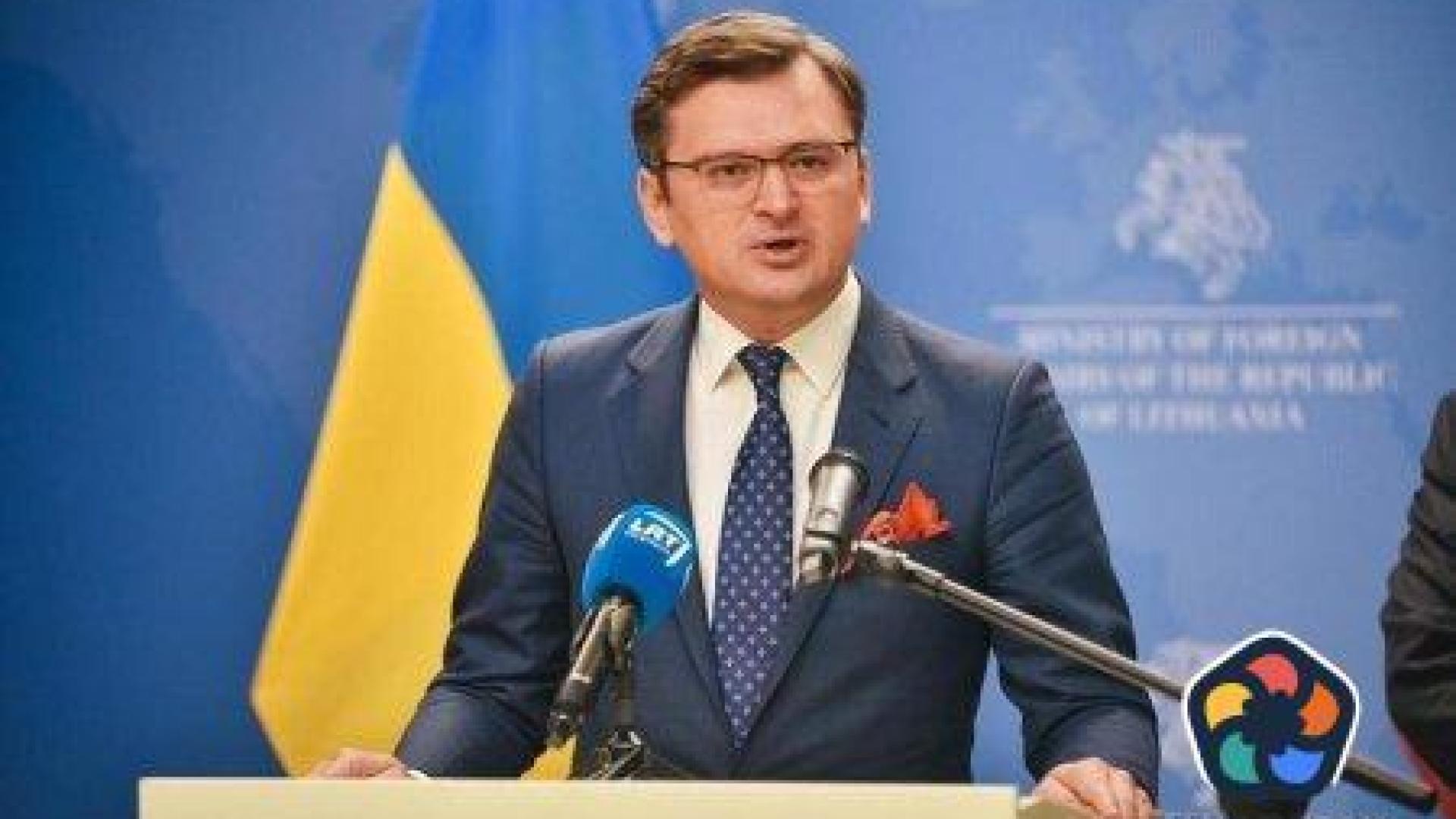 Украйна се стреми да организира мирна среща на върха до края на февруари