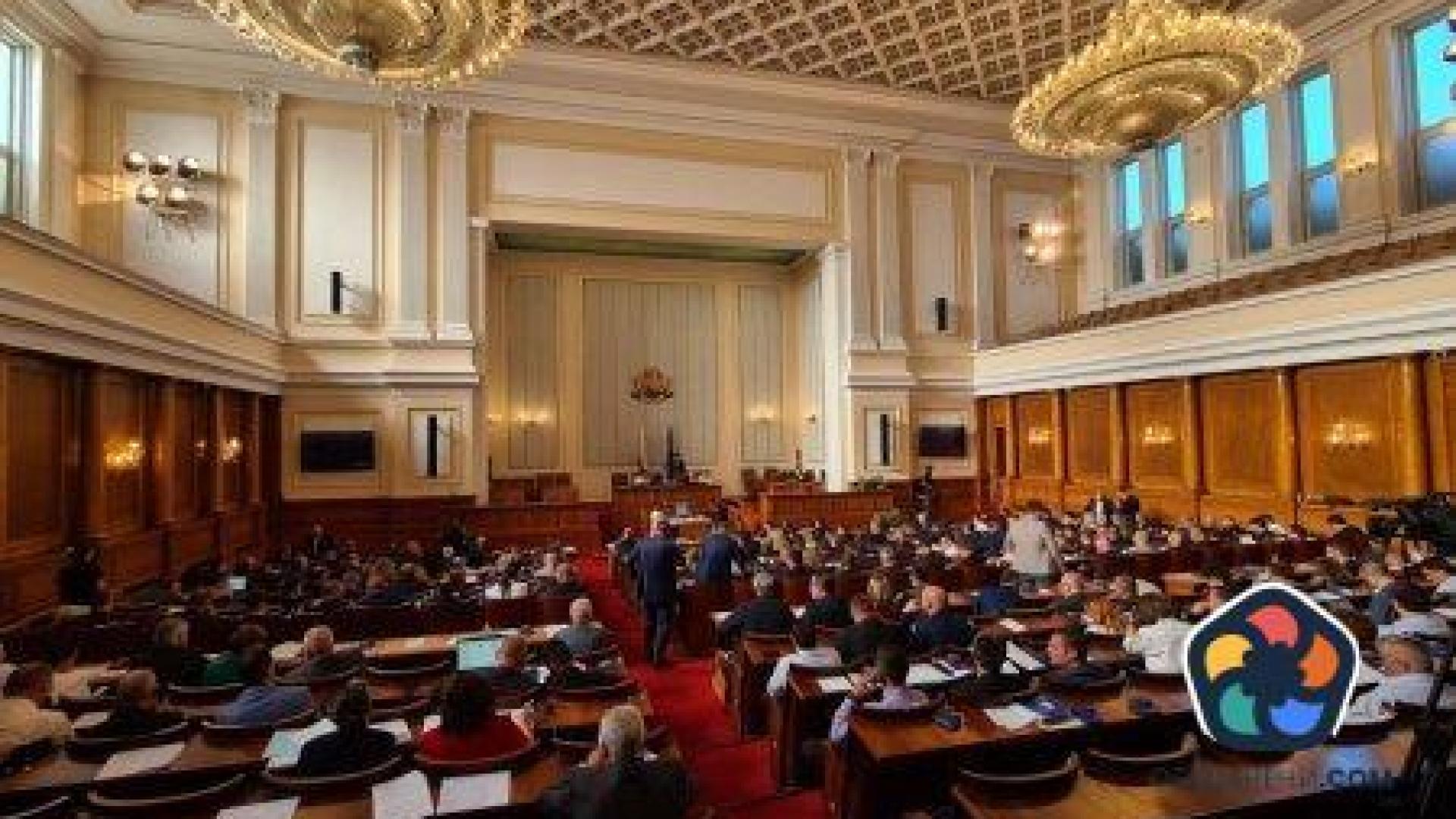 Престоят в концлагери и казармата ще се признават за стаж за пенсия