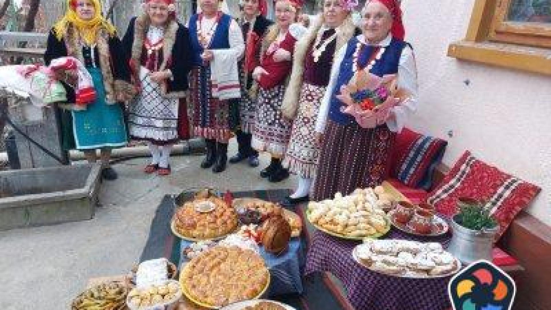 Бабинден е. Жените празнуват, мъжете се "откупуват"