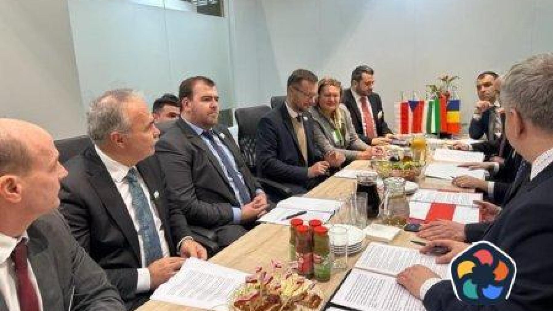 Украинската пшеница пречела на българските “зърнари“ да изнасят