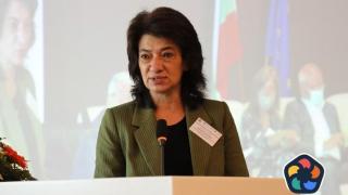 Сага с продължение, главен герой Кремена Калчева.