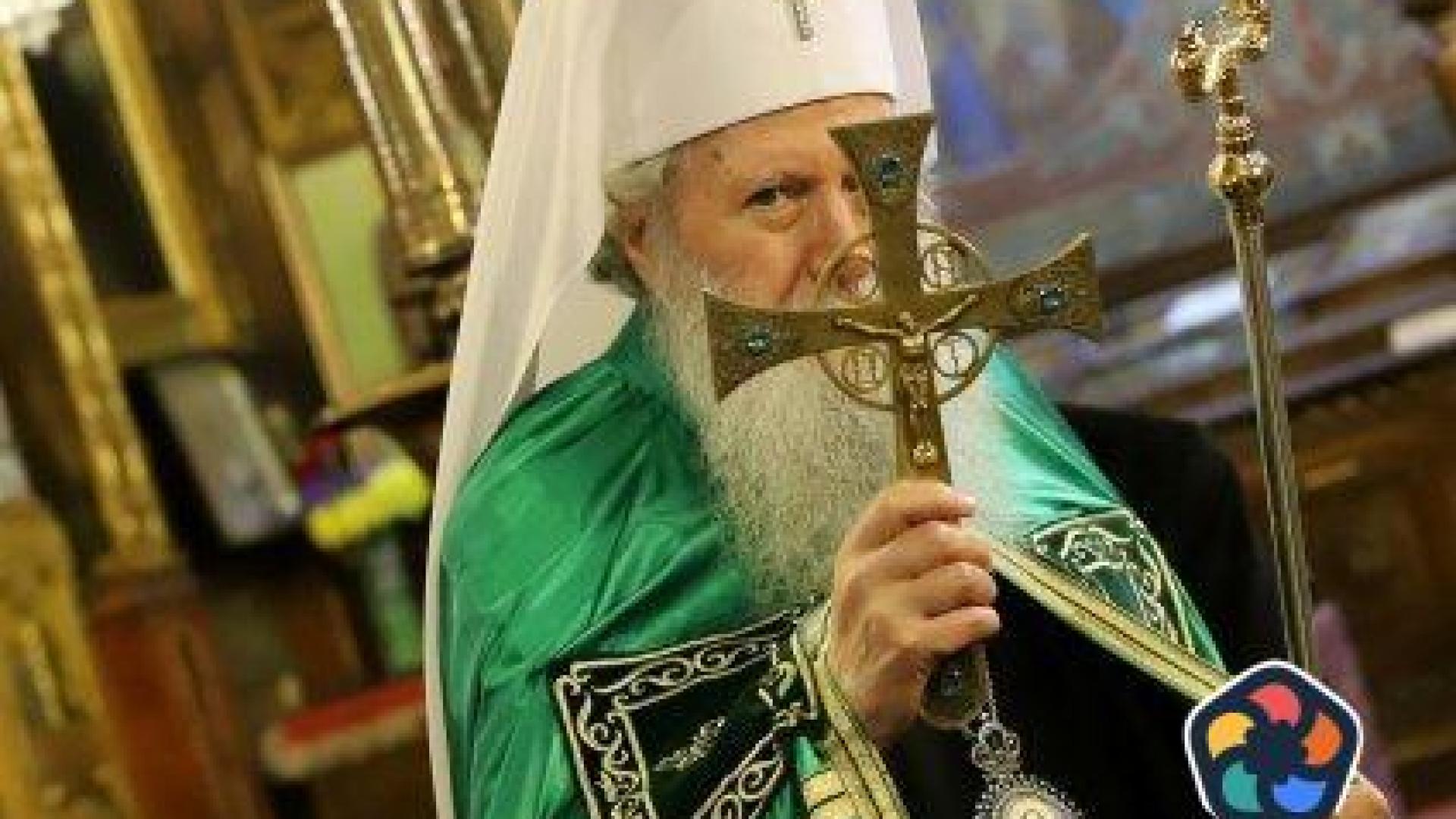 Патриарх Неофит с послание да се молим за мир в началото на Великия пост