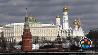Русия забранява на държавните служители да използват чуждици