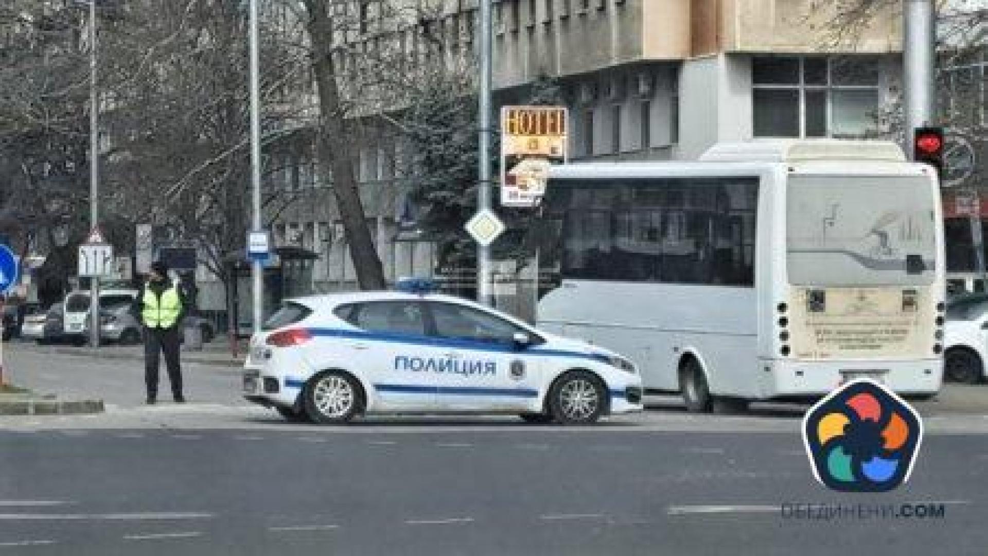 Автобус на градския транспорт блъсна жена на пешеходна пътека в Пловдив