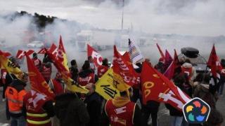 Младите французи излизат на протест срещу пенсионната реформа