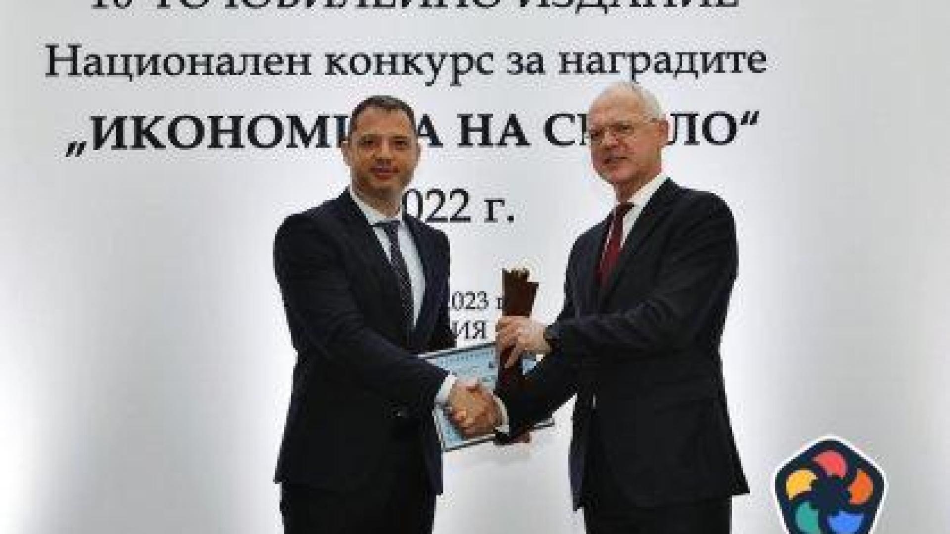 Едрият капитал награди Делян Добрев заради компенсациите за тока