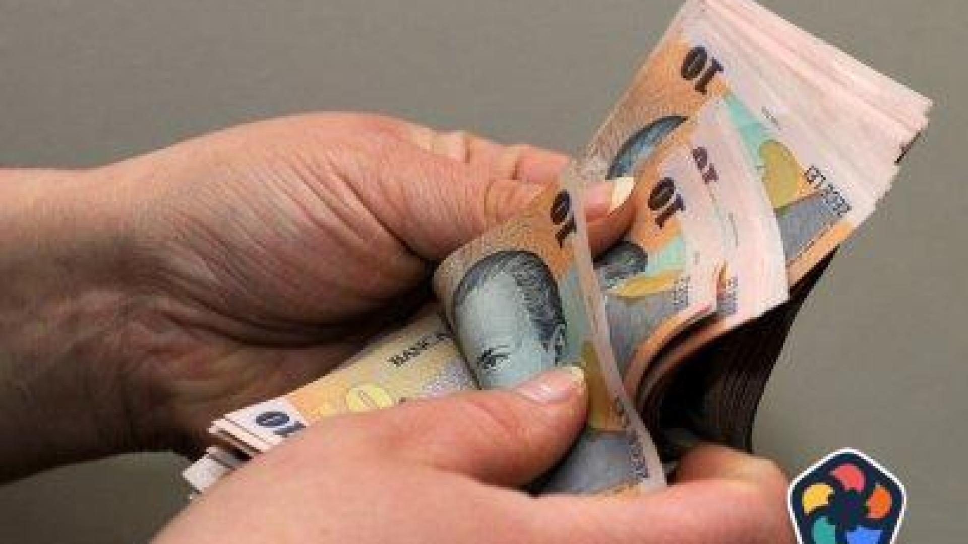Служителите на минимална заплата в Румъния са скочили двойно. Каква е причината?
