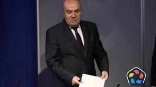 Николай Милков се готви за нов посланик в НАТО. Радев форсира и други назначения зад граница