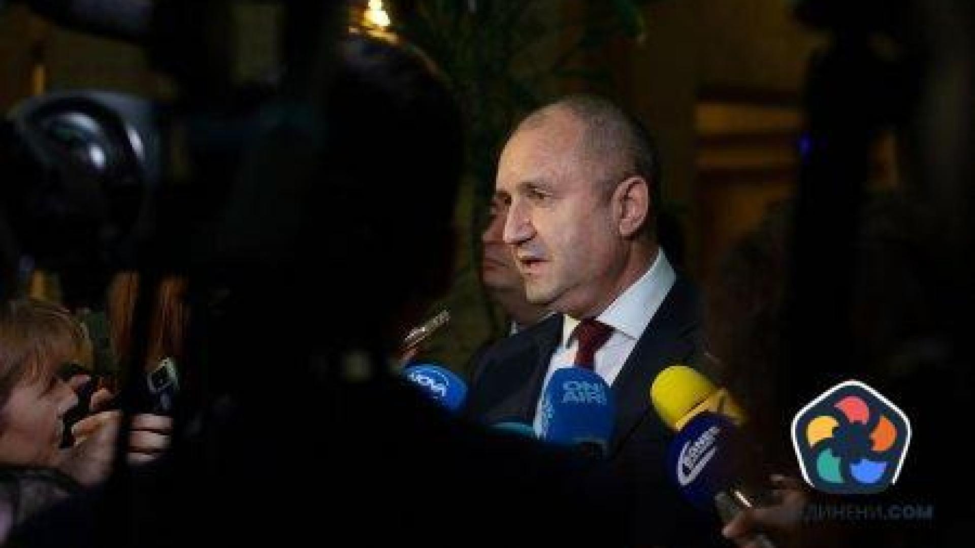Радев към Костов: Не сме забравили, че България бе разпродадена на безценица