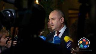 Радев към Костов: Не сме забравили, че България бе разпродадена на безценица