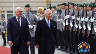 Чарлз Трети пристигна в Германия на първото си задгранично държавно посещение