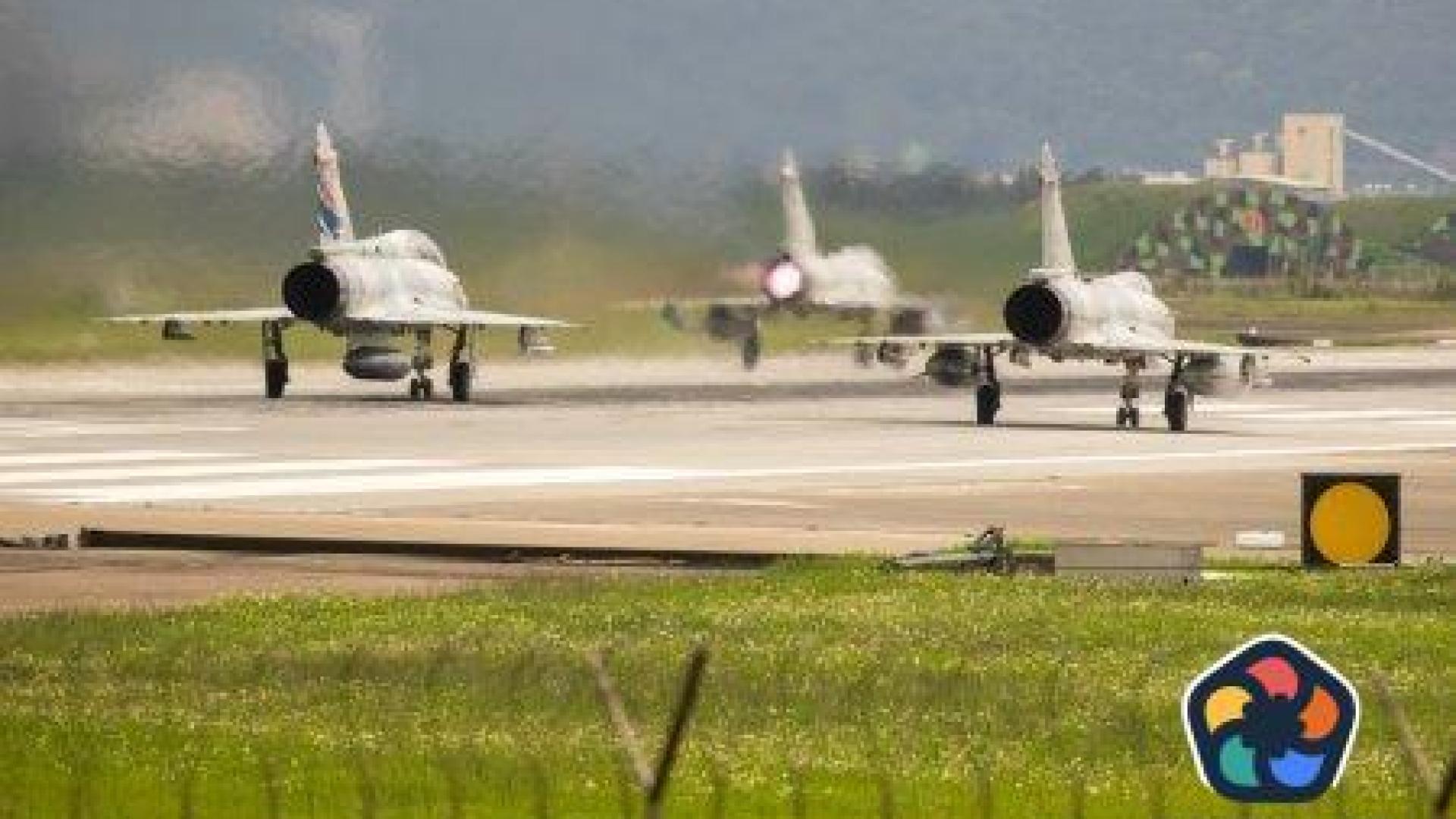Китай отново демонстрира военна сила край бреговете на Тайван