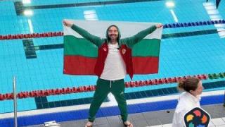 Георги Пеев, който е с трансплантирани сърце и бъбрек, спечели златен медал по плуване в Австралия