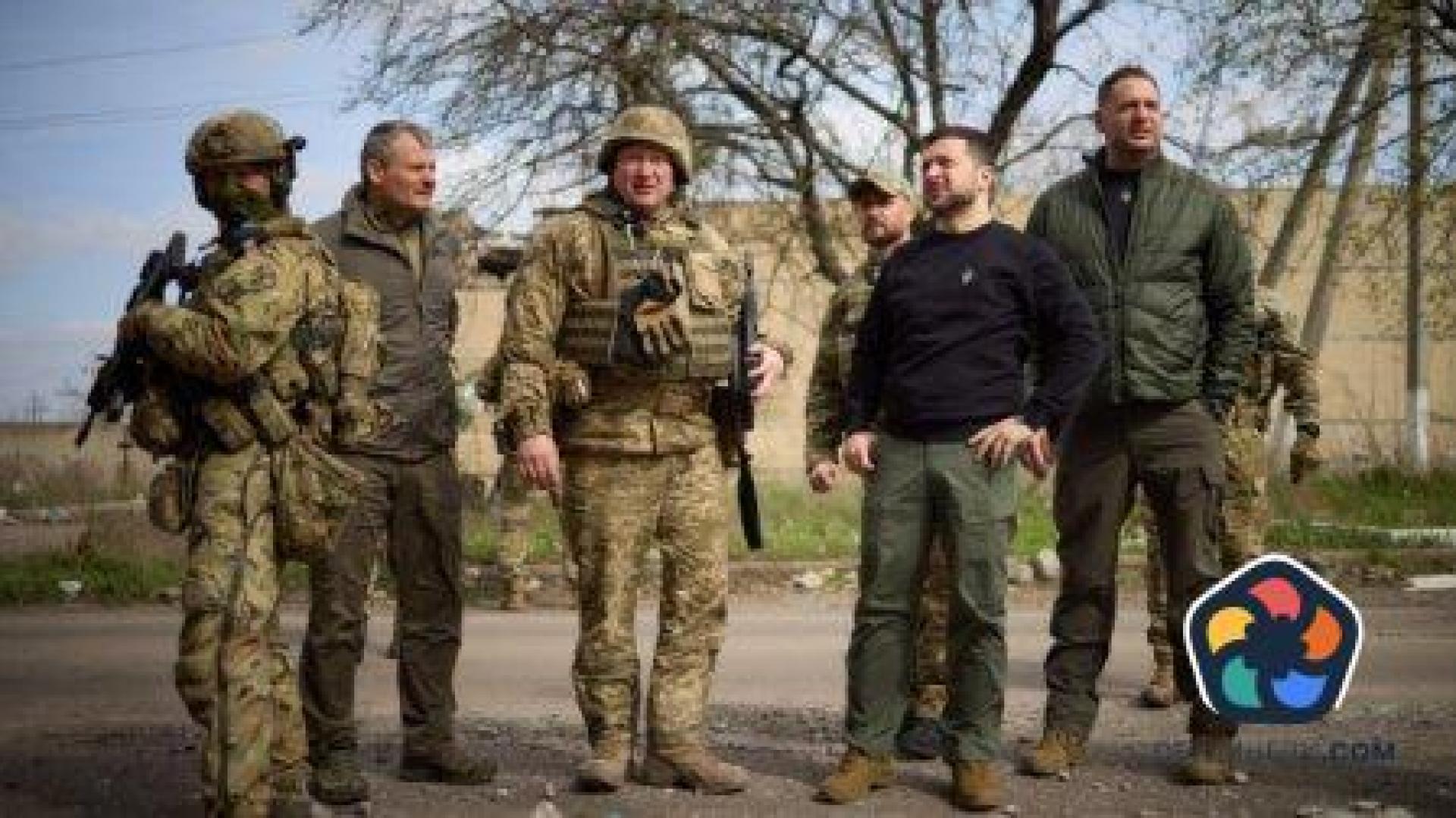 Тежки руски атаки на източния фронт, Зеленски посети Авдеевка