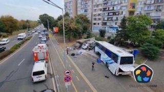 Осъдени са сирийците от автобуса, убил двама полицаи в Бургас