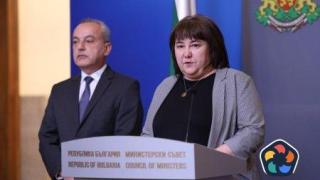 Кабинетът остави на "въображението" на депутатите да се оправят с 6.4% дефицит