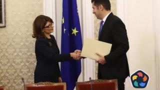 ГЕРБ и ПП-ДБ: по-важният въпрос е "как"