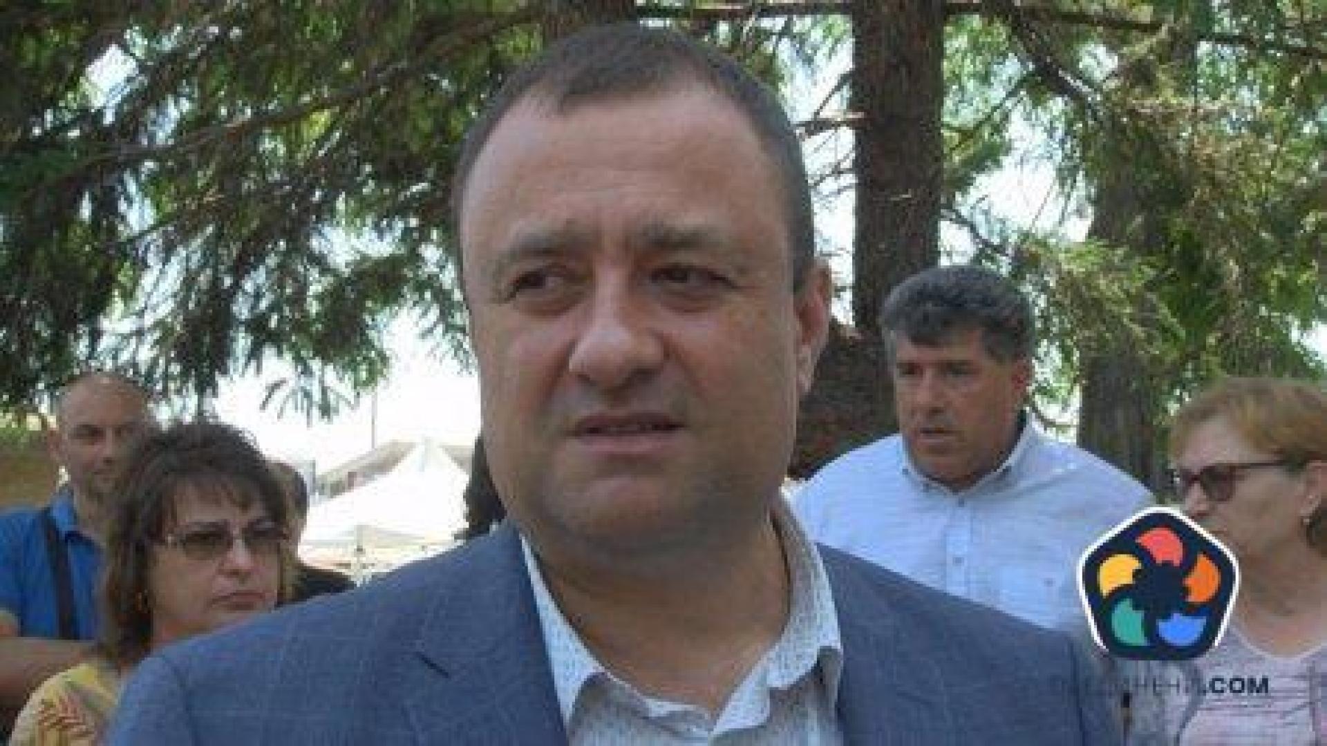 В БСП разочаровани, че получили от ГЕРБ управленската програма на ПП-ДБ