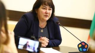 Държавата е в патова ситуация с дълга