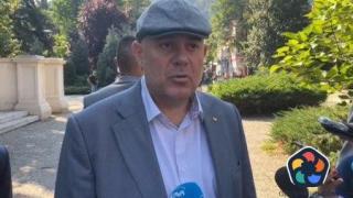 Иван Гешев: От три години не съм ходил на ресторант