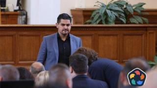 Очаква се Радостин Василев да напусне групата на ПП-ДБ