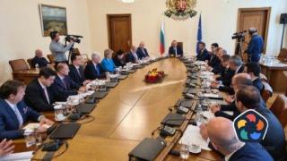 Служебното правителство се отчита в понеделник