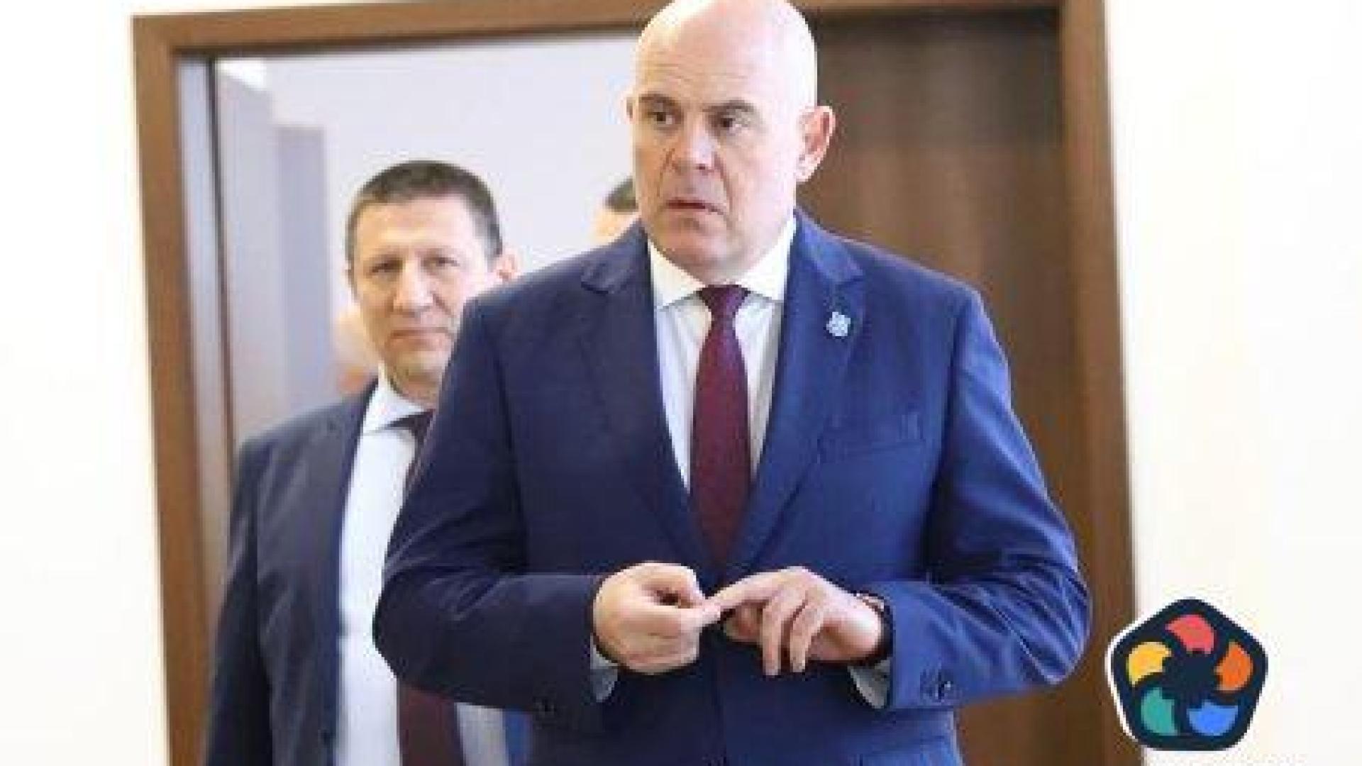 Сигнали срещу Гешев и Сарафов активираха механизма за разследване на главния прокурор