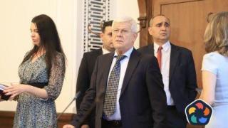 Парламентът даде 2 месеца на агроведомството, за да изтрие лобистки схеми в план за 8 млрд. евро от ЕС