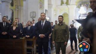 Президентите на Украйна и Полша отидоха заедно на църква в Луцк и почетоха жертвите на Волинското клане