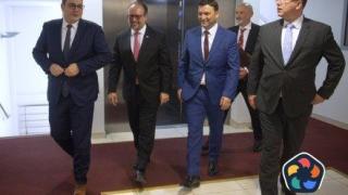 ЕС към Скопие: Няма време за губене, моментът трябва да бъде използван