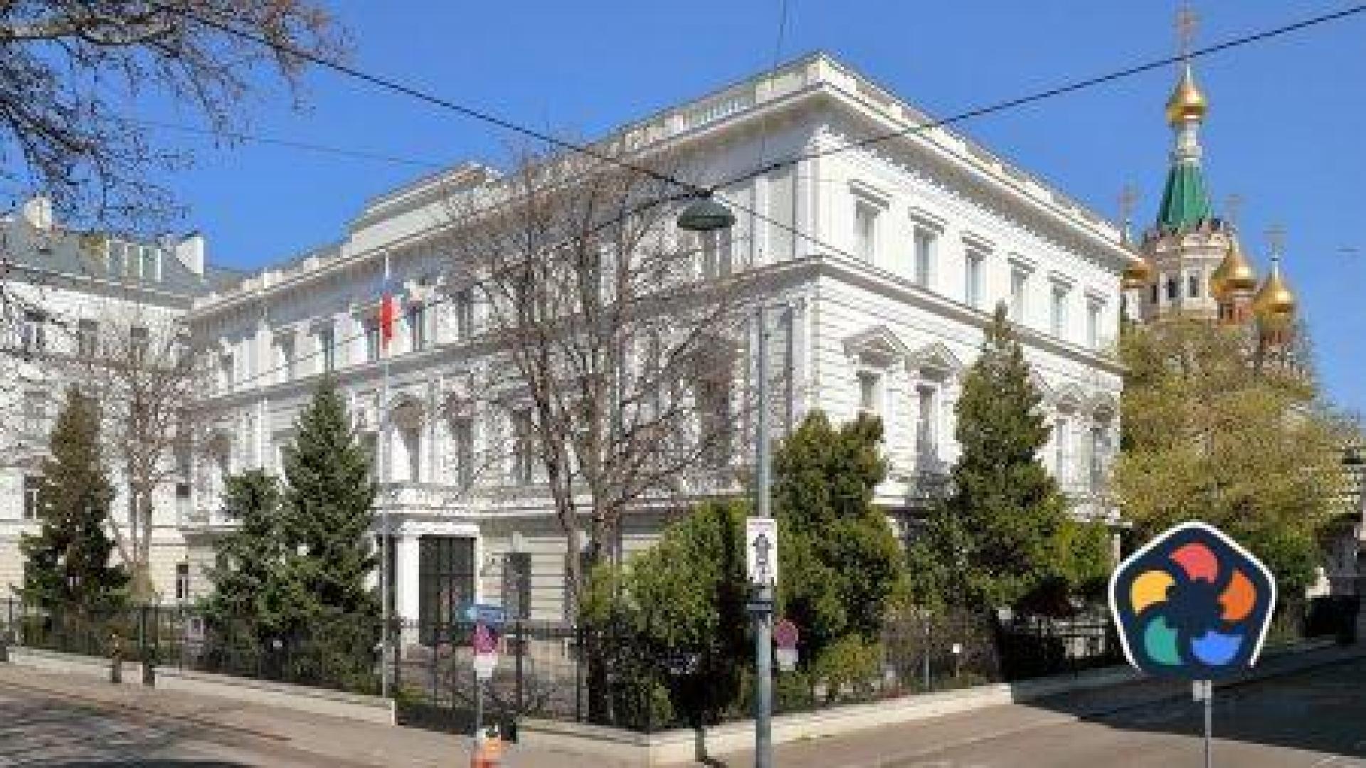 Най-малко една трета от 180-те руски дипломати във Виена работят като шпиони