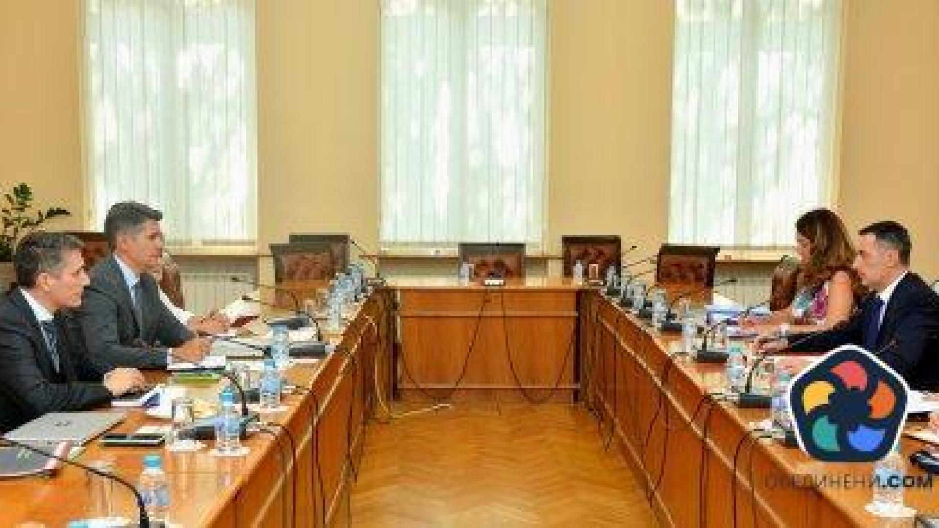 Властта мълчи за концесионната такса от летище "София"