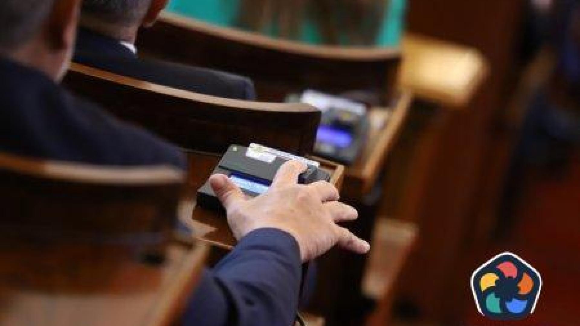 Депутатите удължиха срока за избор на нов състав на ВСС