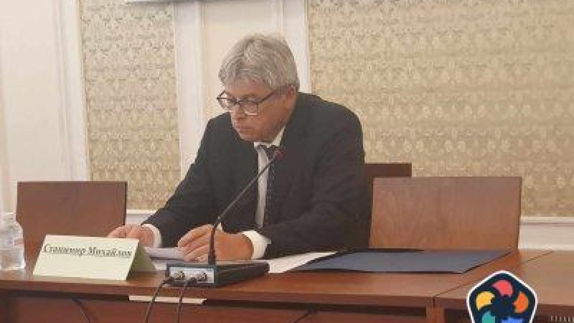 Кандидатът за шеф на НЗОК обеща по-справедливо разпределение на средствата за здраве