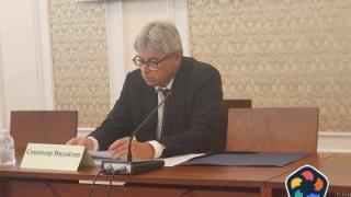 Кандидатът за шеф на НЗОК обеща по-справедливо разпределение на средствата за здраве