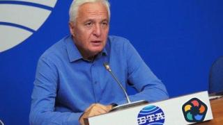 Политици редовно влизат в Сметната палата, има снимка с Рамадан Аталай