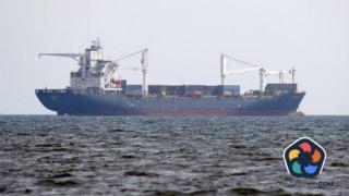Товарен кораб, блокиран в Одеса от над година, е напуснал украинските териториални води