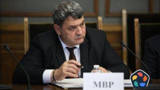 Радев отказва да освободи главния секретар на МВР
