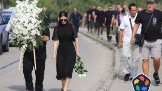 Прокурори, адвокати и застрахователи на погребението на Алексей Петров