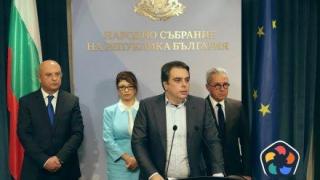 Има достатъчно пари за пострадалите от бедствието по Черноморието, увери Асен Василев