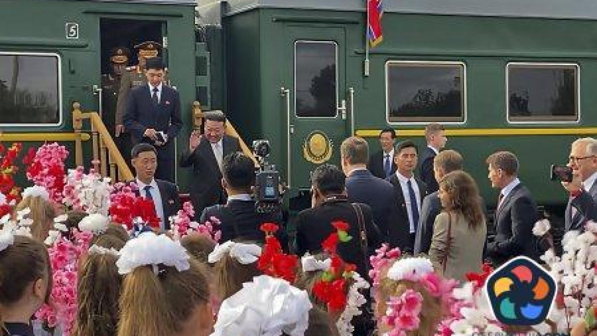 Ким Чен-ун посети руски университет и океанариум след като инспектира бомбардировачи