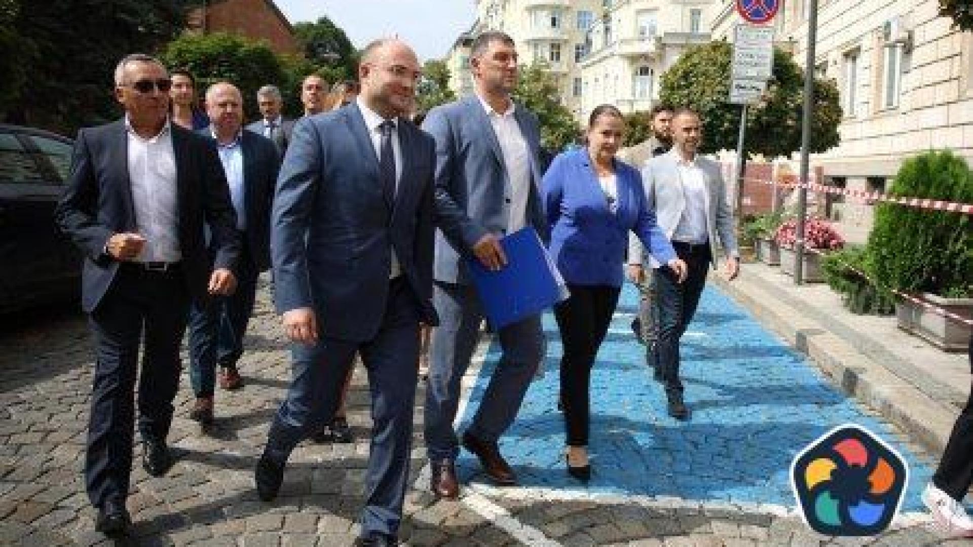 Това не е учебна кола: Георги Георгиев обяснява защо ГЕРБ още не са номинирали кмет на София
