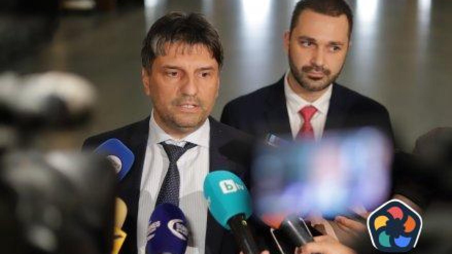 Починалият при гонка с полицията е прострелян, докато бяга