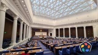 Парламентът прие държавата да контролира "Лукойл Нефтохим", ако има заплаха