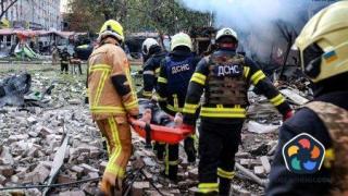 Пожари и разрушения: Нови руски удари с дронове срещу Украйна